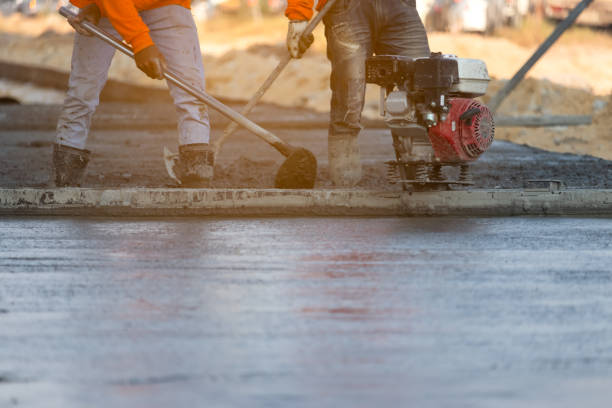 Best Concrete Sidewalk Installation  in South Beach, FL